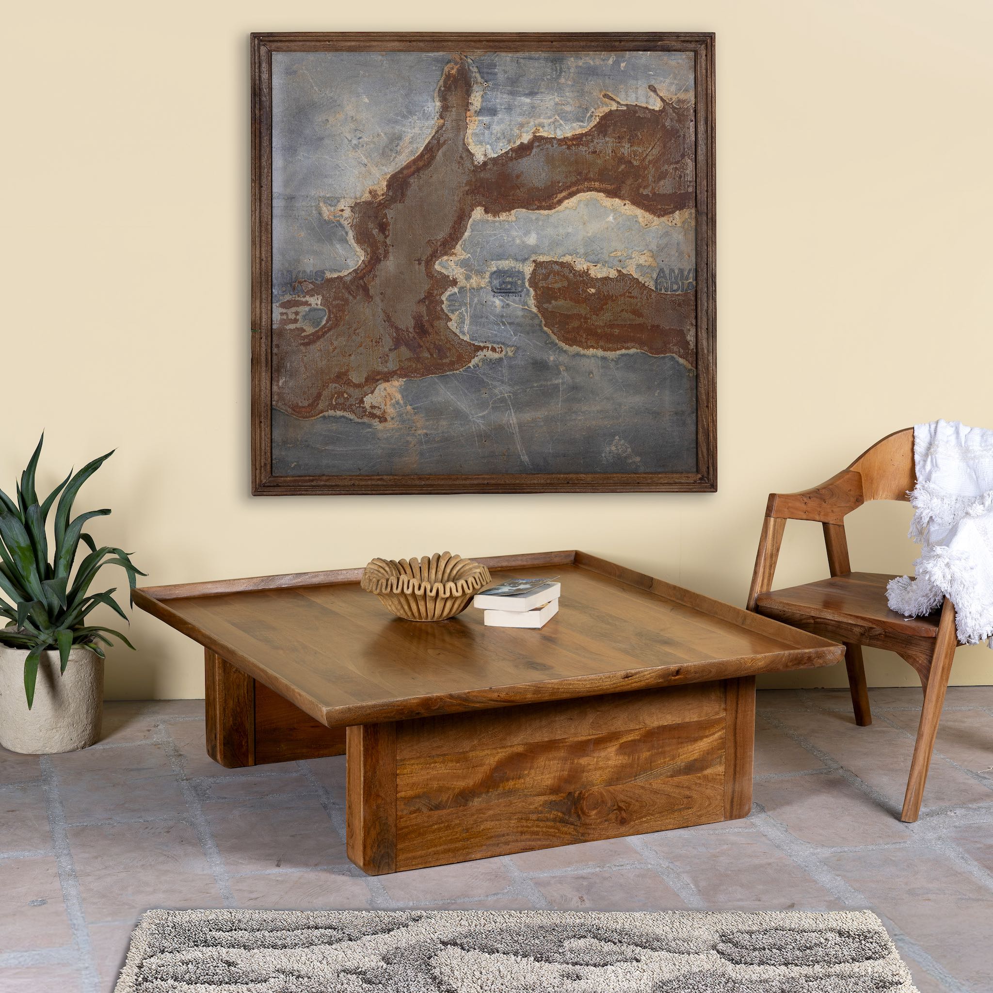 Rustic square mango wood coffee table with raised edge, vintage-style entryway or living room furniture, 120×120×40 cm.