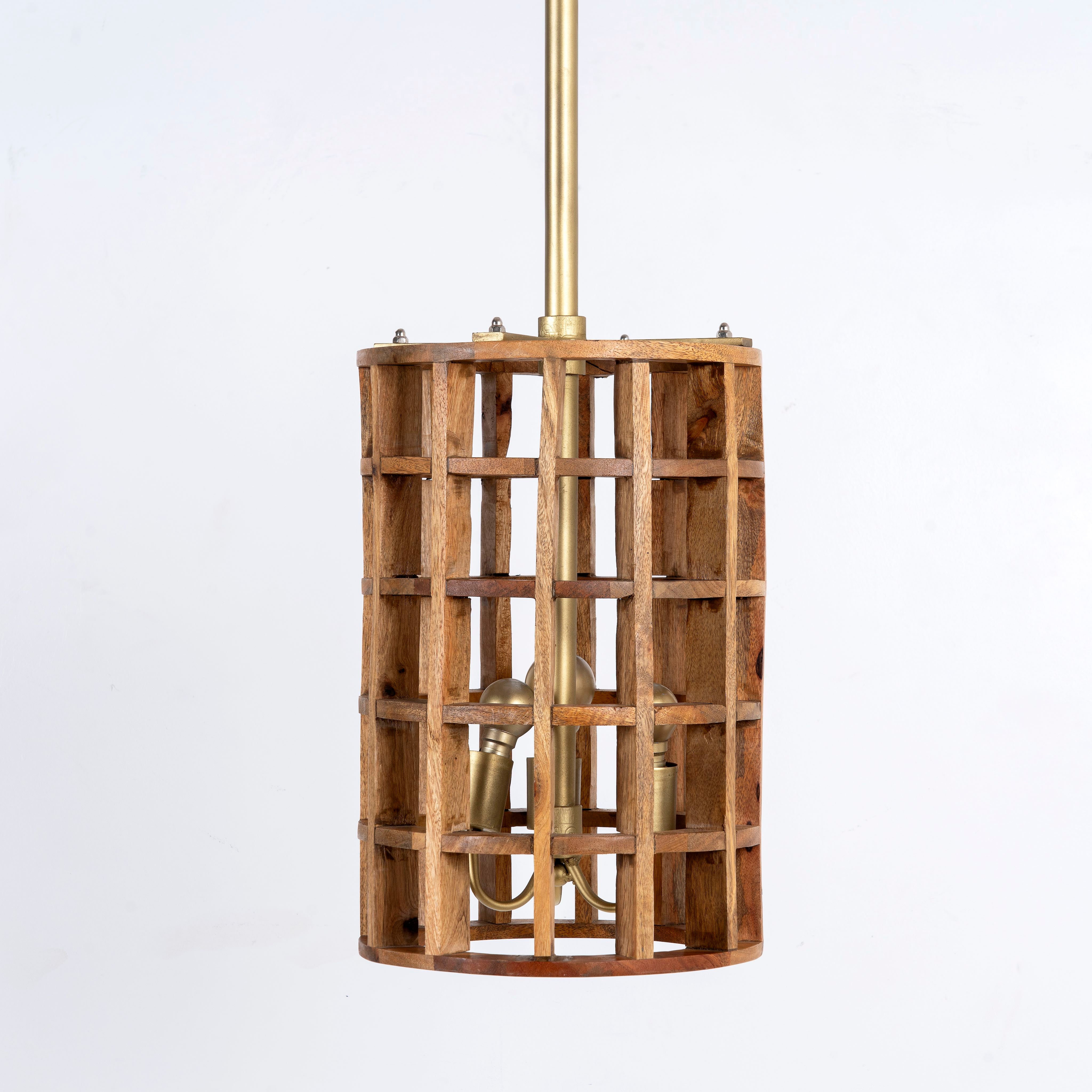 Wooden vintage ceiling lamp made of natural mango wood with brass-clad edges and a grid design – elegant mango wood lighting for kitchens, dining rooms, or living spaces.