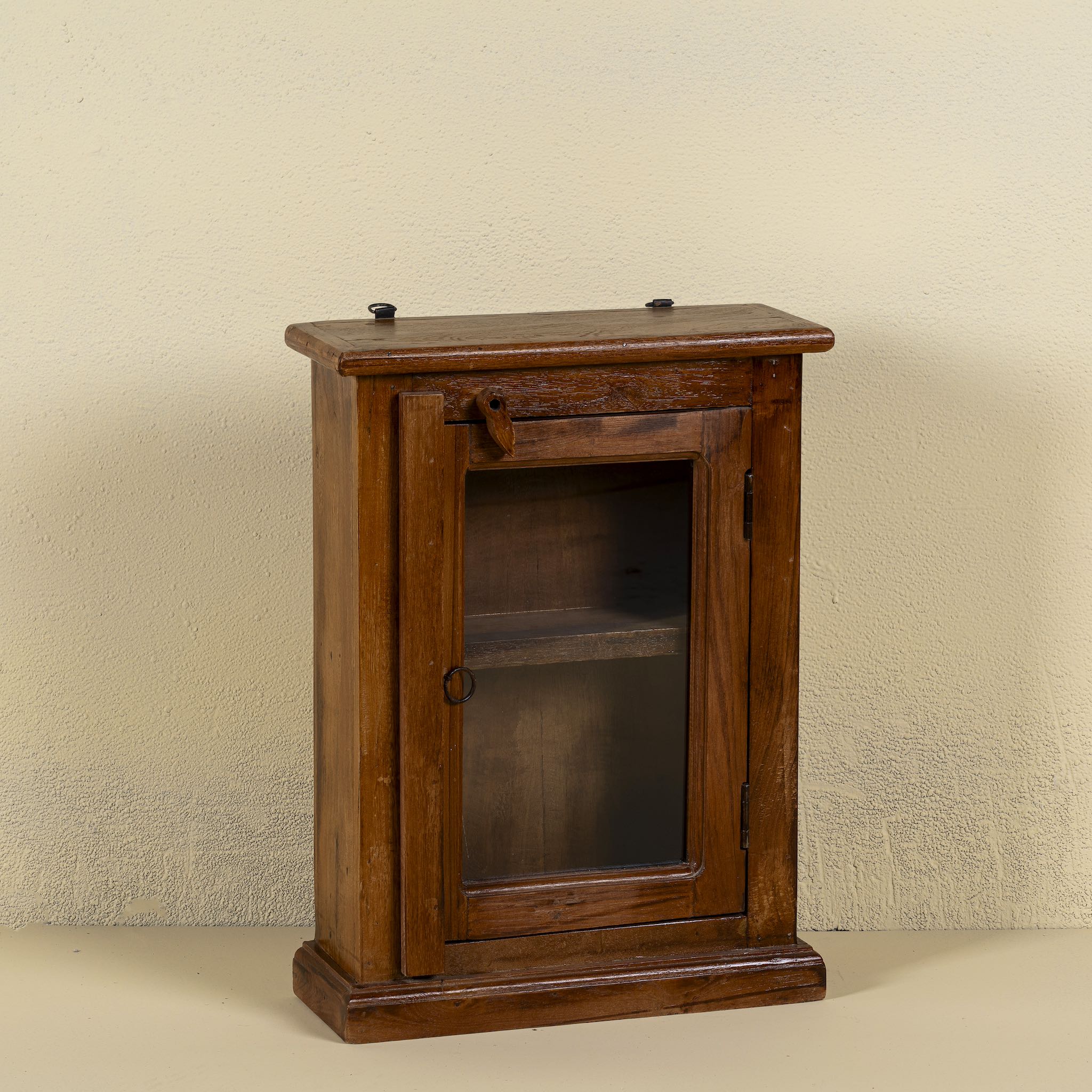Small rustic bathroom wall cabinet made of reclaimed teak wood with glass door and shelves; bathroom furniture in vintage style, 40 × 15 × 63 cm.