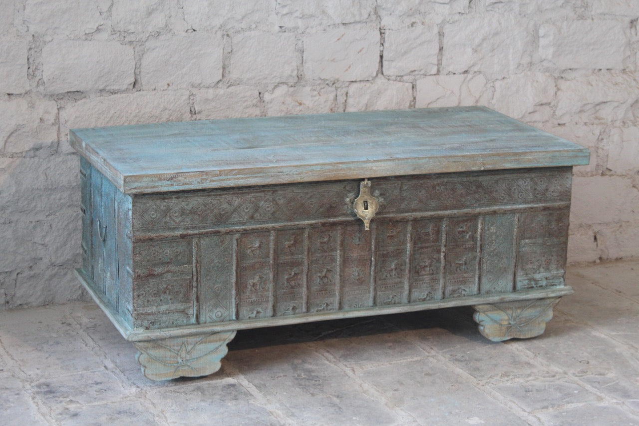 Dukaan, vintage indian storage box