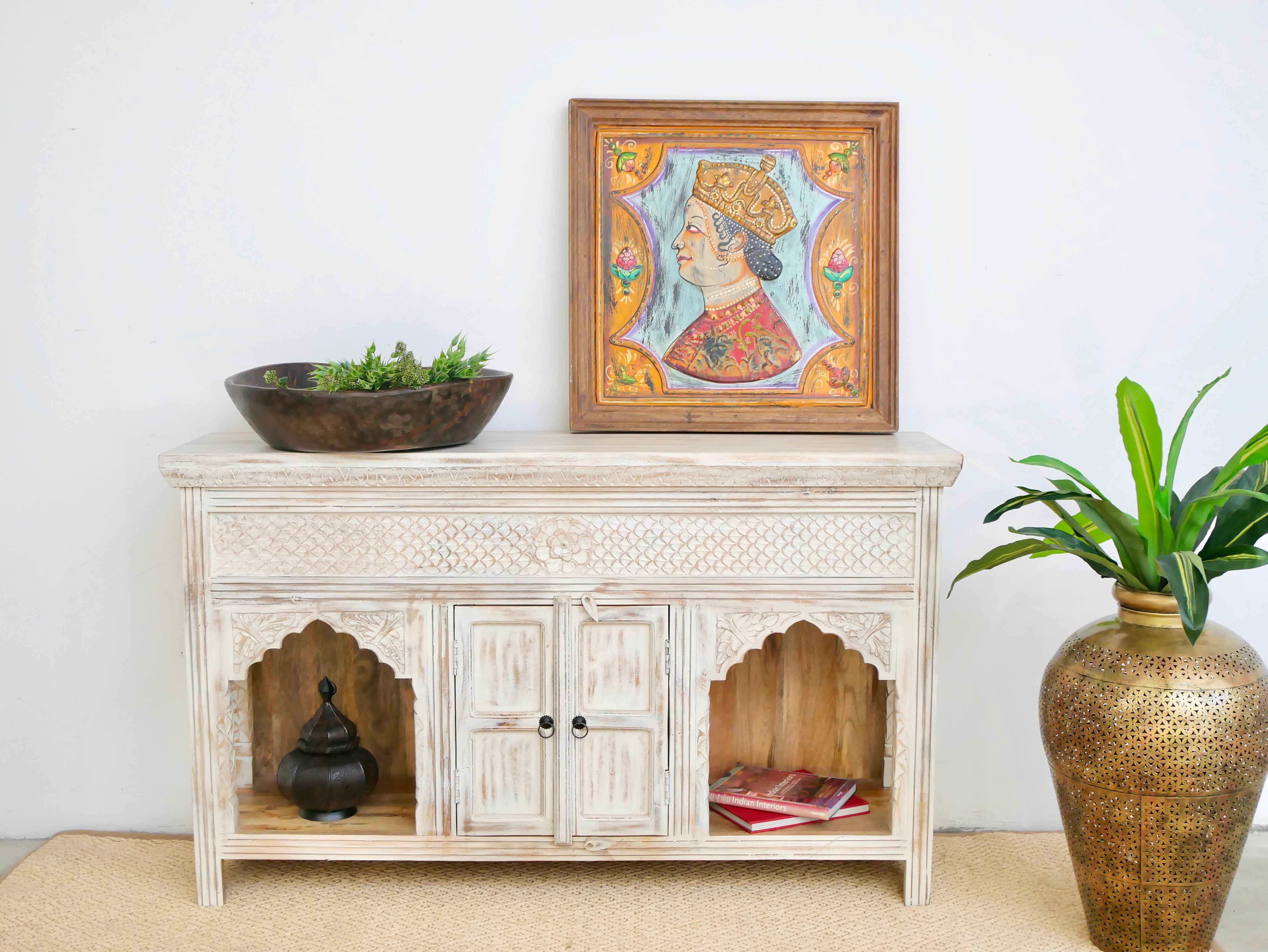 Mango wood console table with Oriental hand-carved front; Mediterranean style carved console table with two storage compartments, 150 × 90 × 40 cm.