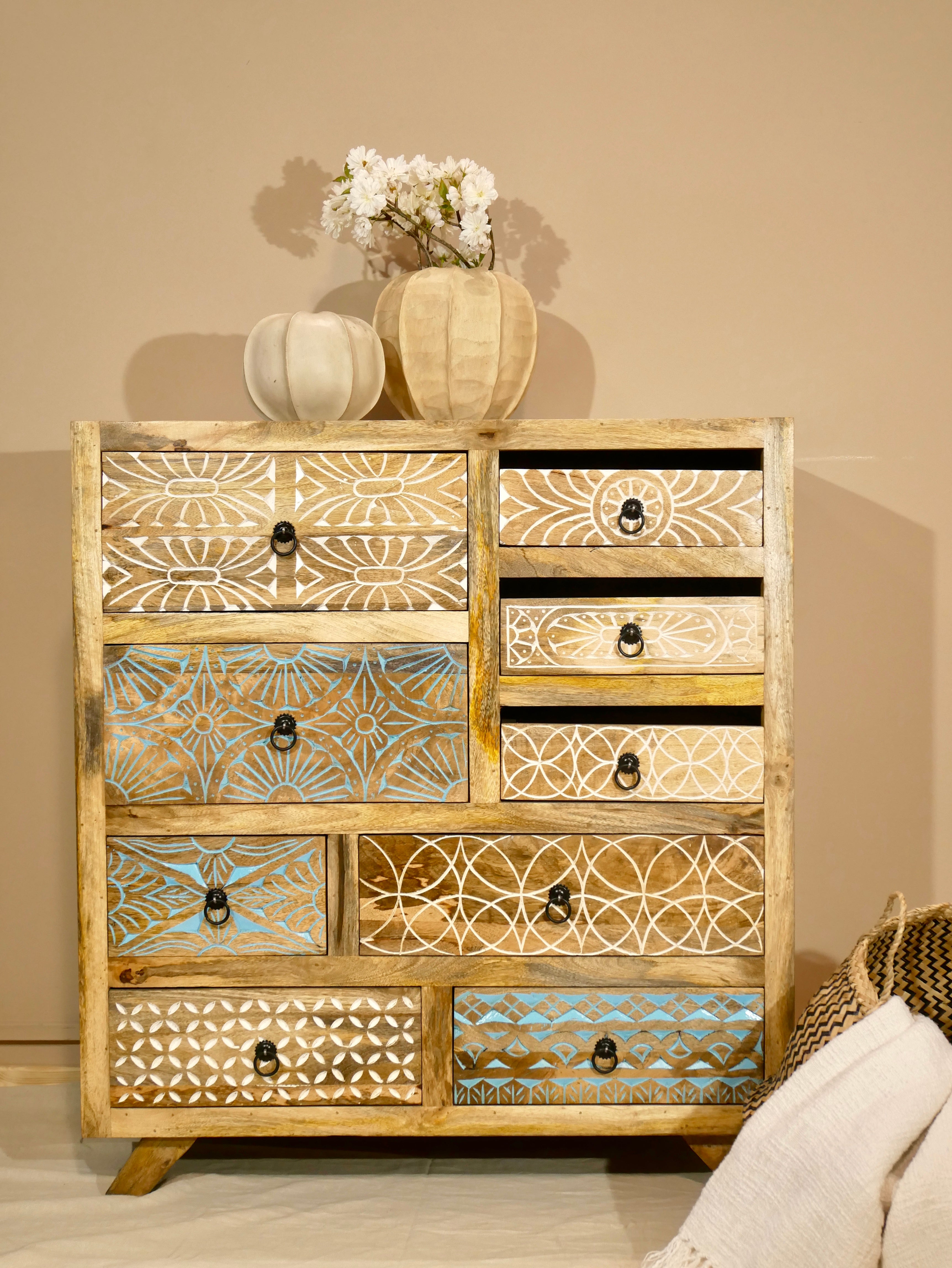 Mirza, indian-style wooden chest of drawers