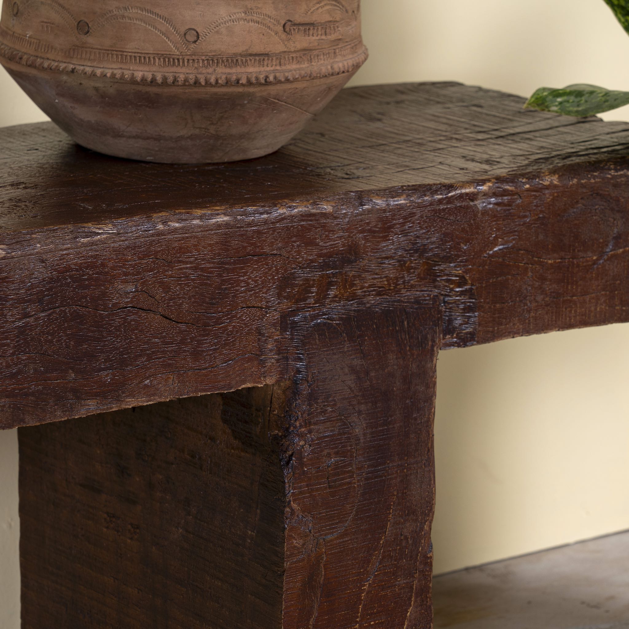 Close up image of a solid reclaimed wood full block bench with rustic finish, ideal for boho chic living room or hallway seating, 200×30×40 cm.