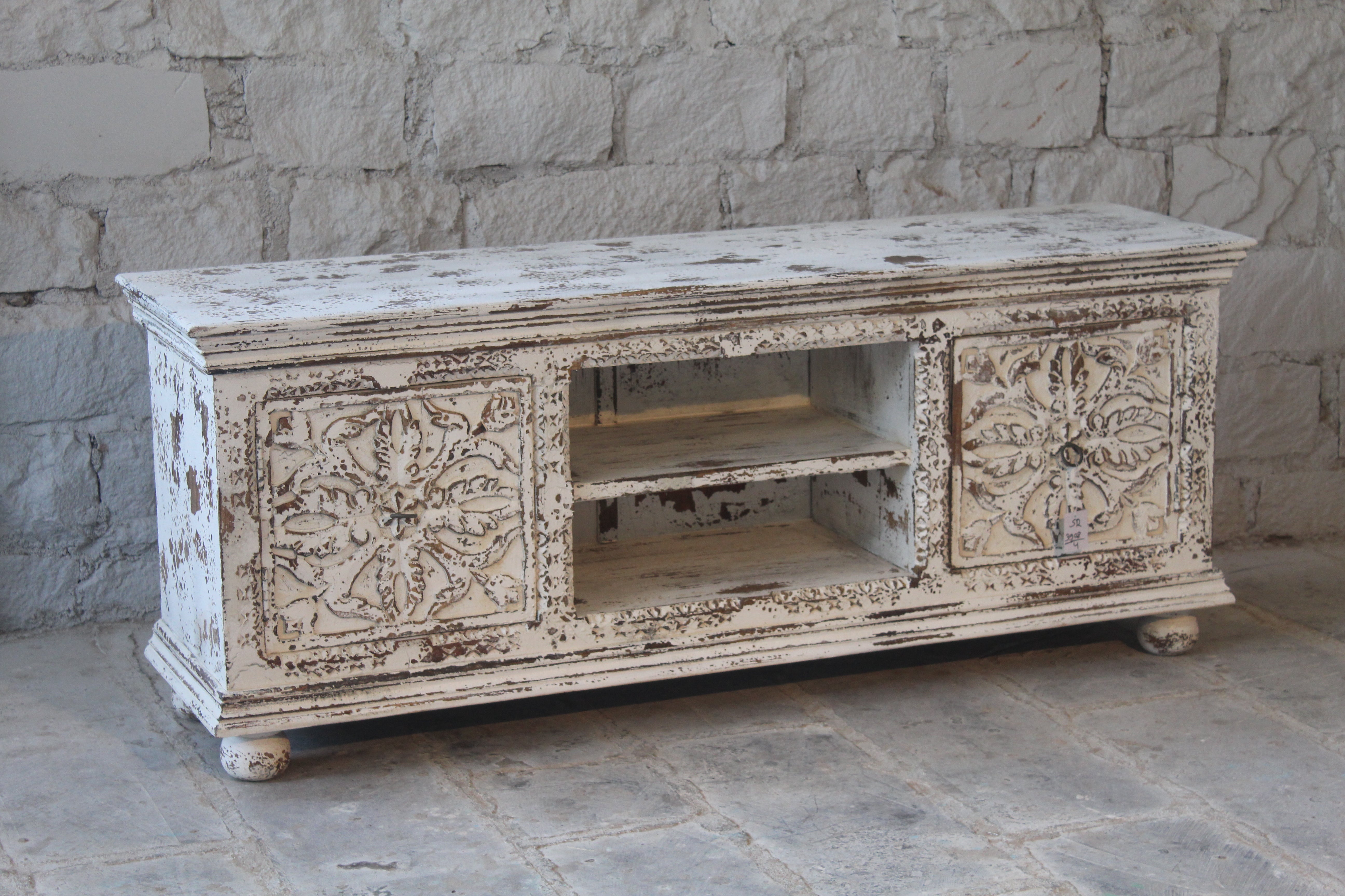 Harsh, antique tv cabinet