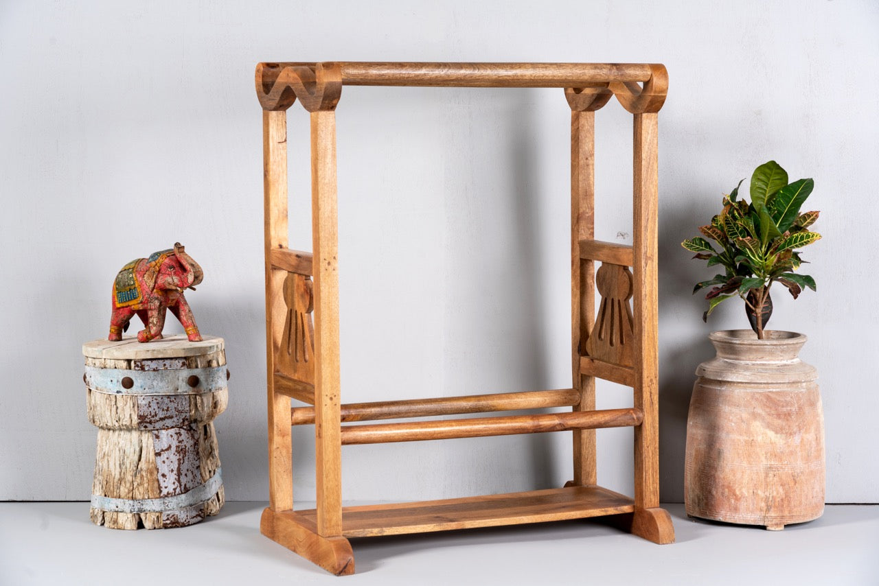 Kundara, wooden towel rail